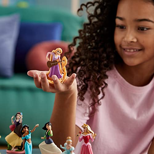 Disney Store Conjunto de figuritas de Lujo de Princesas, Juego de Nueve Piezas, Contiene Figuras troqueladas de Tiana, Bella, Jasmine, Blancanieves, La Cenicienta y Aurora, Entre Otras