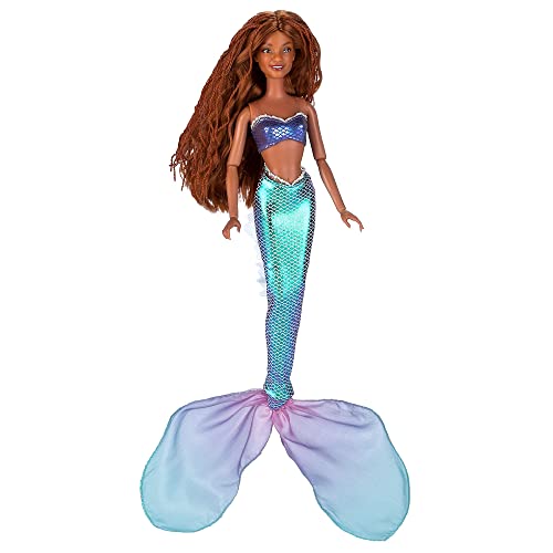 Disney Store Muñeca Que Canta de Ariel, La Sirenita, Mide 33 cm, Princesa Marina con extremidades articuladas y Pelo Realista, para Mayores de 3 años
