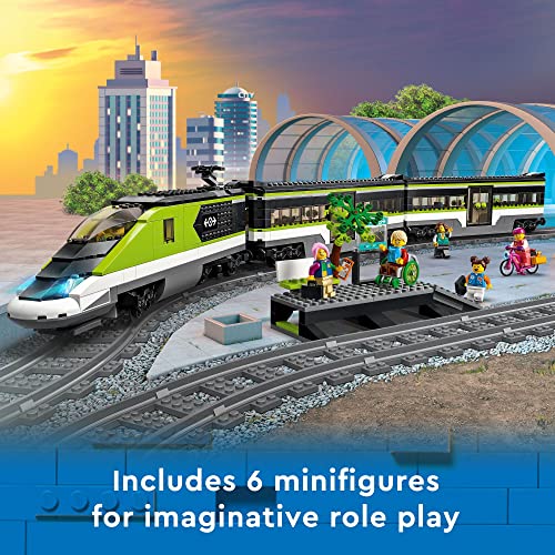LEGO City Express - Juego de tren de pasajeros 60337, juguete controlado a distancia, regalos para niños, niños y niñas con faros de trabajo, 2 entrenadores y 24 piezas de pista