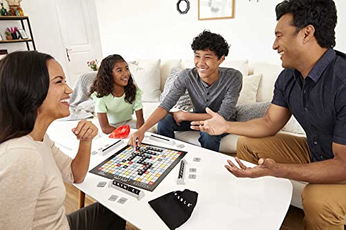 SCRABBLE Games Scrabble Trap Tiles Juego de Mesa Familiar con trampas, trampas, gatillo, bastidores, Bolsas de Azulejos, Regalo para Adolescentes Adultos o Familiares a Partir de 10 años