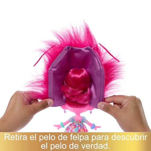 Trolls 3 Todos Juntos Reina Poppy Muñeca con pelo rosa que se convierte en capa inspirada en la película, accesorios sorpresa dentro del pelo, juguete +3 años (Mattel HNF16)