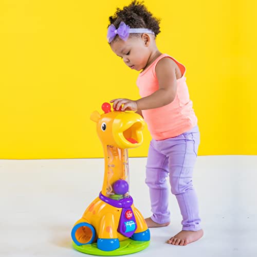 Bright Starts - Spin & Giggle Giraffe Ball Popper, Juguete musical para bebés y niños pequeños, jirafa con pelotas, edad 12 meses o más