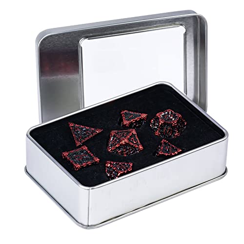 Cusdie Dados de metal con caja de metal, 7 dados de metal DND, juego de dados poliédricos de diseño de daga, para juego de rol D&D Dice MTG Pathfinder (negro con fuente roja)