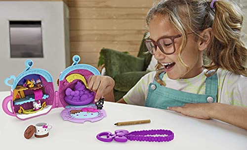 Hello Kitty Cofre con forma de taza de chocolate caliente con muñecos y accesorios de juguete (Mattel GVB29)