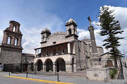 Lais Puzzle Vista Exterior de la Iglesia de Santo Domingo en Ayacucho, Perú 2000 Piezas