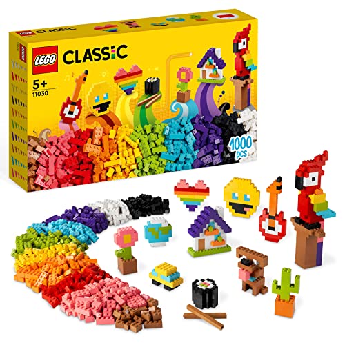 LEGO 11030 Classic Ladrillos a Montones, Juguete de Construcción, Coche, Casa, Emoji, Loro, Flores y Más, Regalo para Niños y Niñas de 5 Años o Más