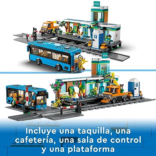LEGO 60335 City Estación de Tren, Juguete de Construcción con Autobús, Camión, Vías, Bases de Carretera y Paso a Nivel, Regalo para Niños y Niñas a partir de 7 Años