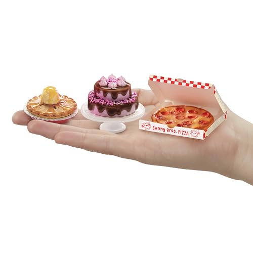 MGA Entertainment Miniverse Make It Mini Food Diner Serie 2 - Juego DIY de comida con luz UV, réplicas de alimentos, envasado ciego y juego de resina - No comestible - Para niños mayores de 8 años