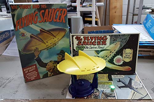 Atlantis AMC1009 Vic Torry and His Flying Saucer UFO - Platillo, Multicolor