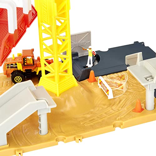 Matchbox Obra en construcción Pista para coches de juguete incluye 1 vehículo, regalo para niños +3 años (Mattel HDL33)