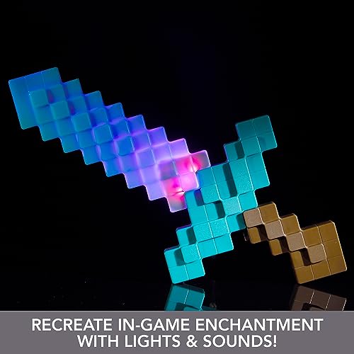Mattel Juguetes de Minecraft, espada de diamante encantado con luces y sonidos, regalo de juego de rol para niños, HNM78