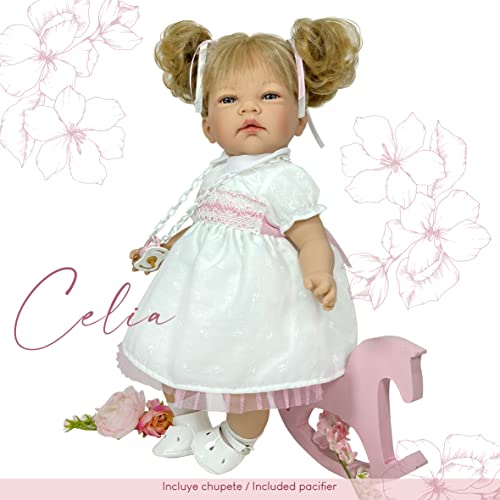 Nines Artesanals d'Onil Muñeca Celia con Vestido Bordado (R/1510) Esta muñeca es Ideal para Regalar. Sus Gestos Son de auténtico bebé, Tiene un Cuerpo blandito y perfumado. Tamaño 45cm