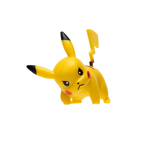 Pokemon- Juego Sorpresa: Incluye Pikachu Poke y Machop de 2 Pulgadas con Bola rápida más Seis Discos de Ataque, Multicolor (JAZWARES PKW2721)