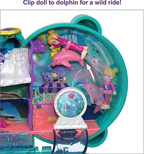 Polly Pocket-HCG16 Escenarios de Juego de Mini Muñecas, Multicolor (Mattel HCG16) & Cofre Patio Mariposa, muñeca con Accesorios, Juguete +4 años (Mattel GTN21)