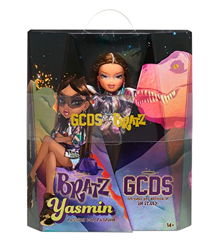 Bratz x GCDS Muñeca de Moda Yasmin en edición Especial-con Vestido, Accesorios, Cepillo para el Pelo y más-Articulada-Caja Premium-Edad: 7+ años, Multicolor (MGA Entertainment 573470)