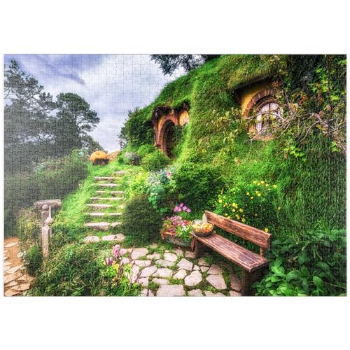 Casa Y Jardín De Bilbo Bolsón En El Plató De La Película El Hobbit, Nueva Zelanda - Premium 1000 Piezas Puzzles - Colección Especial MyPuzzle de Puzzle Galaxy