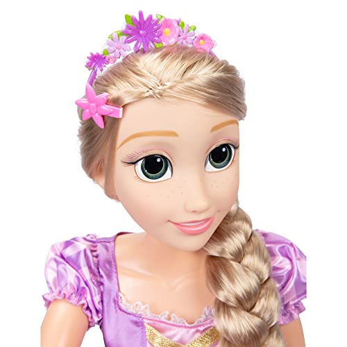 Disney Princesas Amiga Rapunzel de 80 cm con hasta 11 Puntos de Articulación – La Muñeca Viste su Clásico Vestido de la Película y su Largo y Precioso Peinado – Juguete Niña 3 Años +