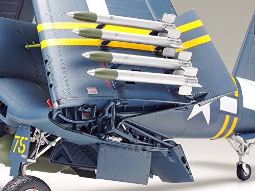 Tamiya-1/32 Vought F4U-1D Corsair Plastic Airplane Fahrzeug Modelo Kit (TAM60327)
