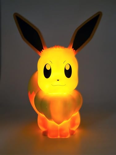 Teknofun - Figura de Luz Pokémon - Evoli - 30 Cm - Inalámbrico - Decoración e Iluminación - 2 Modos de Iluminación - 3xAAA Baterías No Incluidas - Marrón y Crema - para Niños, Coleccionistas