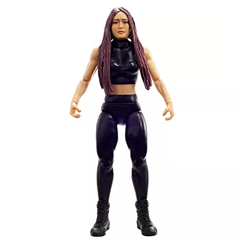 WWE Figura de acción Io Sharai, muñeco articulado de juguete para niños +6 años (Mattel GTG58)